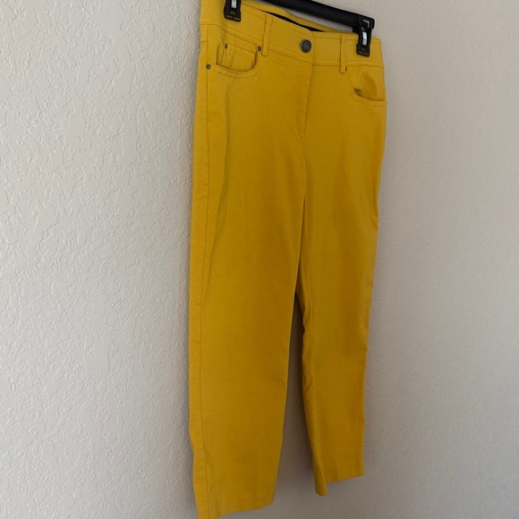 89th & Madison Yellow Cropped Women's Jeans - Picture 3 of 11